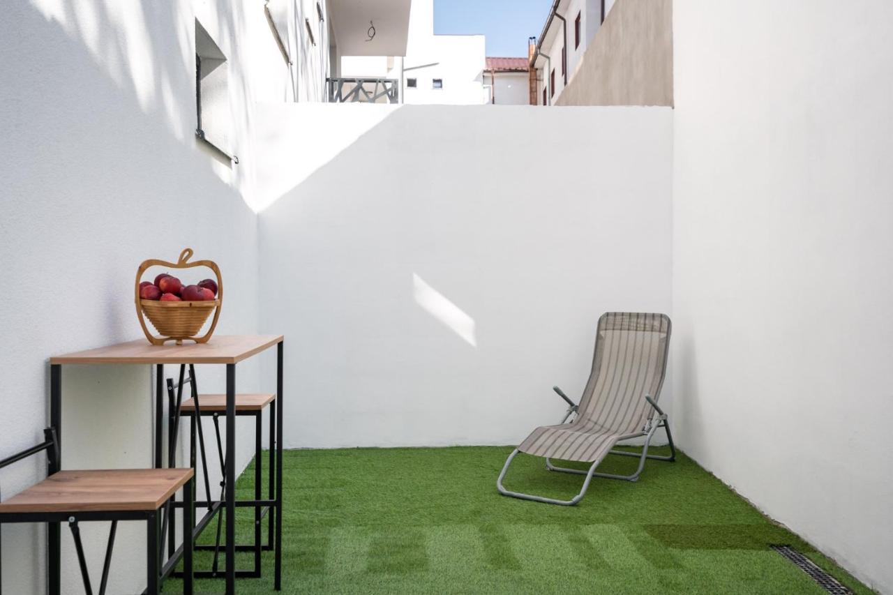 Central Apartment Diamond Bukarest Exterior foto